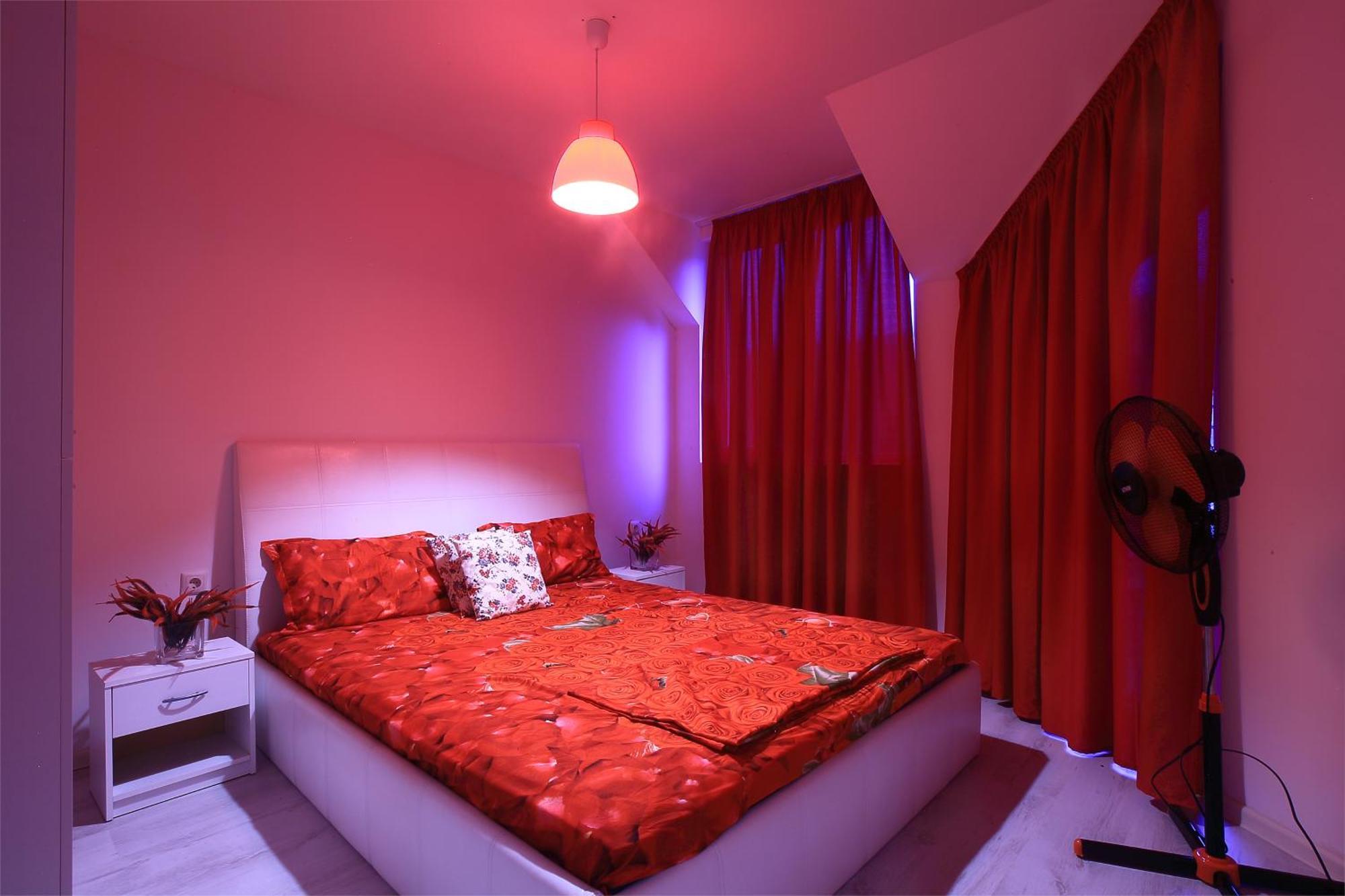 Private Apartment With Parking And Pool Baltsjik Eksteriør bilde